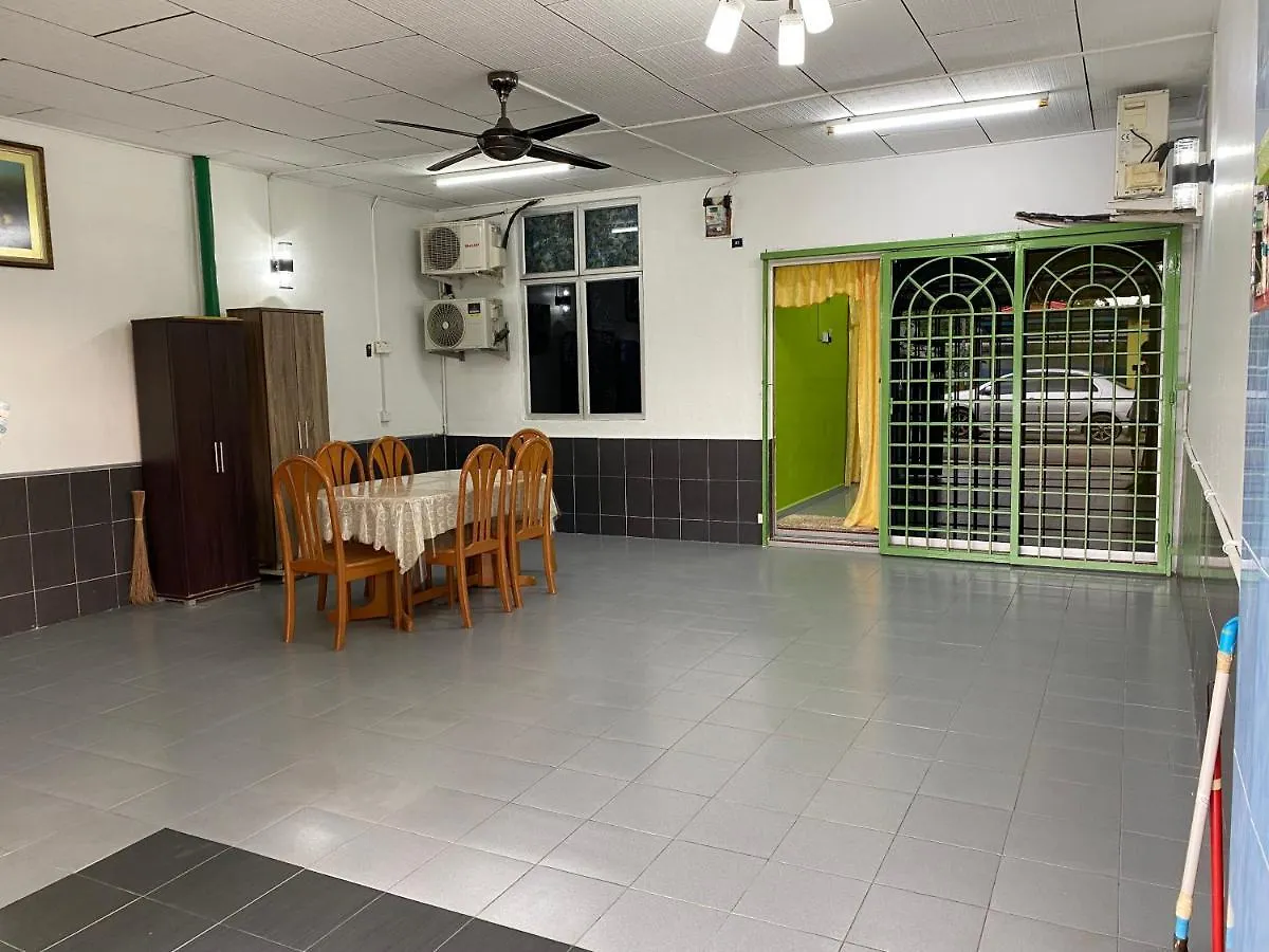 83 Homestay location